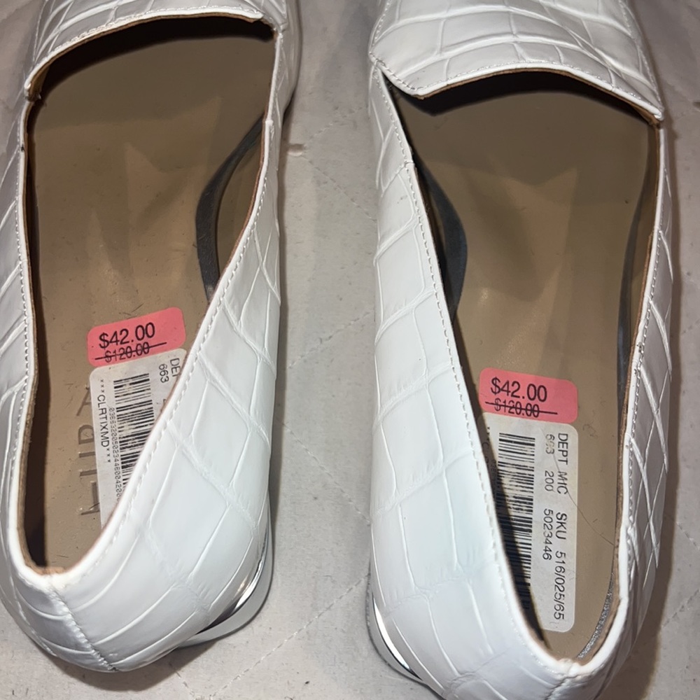 Naturalizer Women's Clea Loafer Flats size 9 - Picture 8 of 9